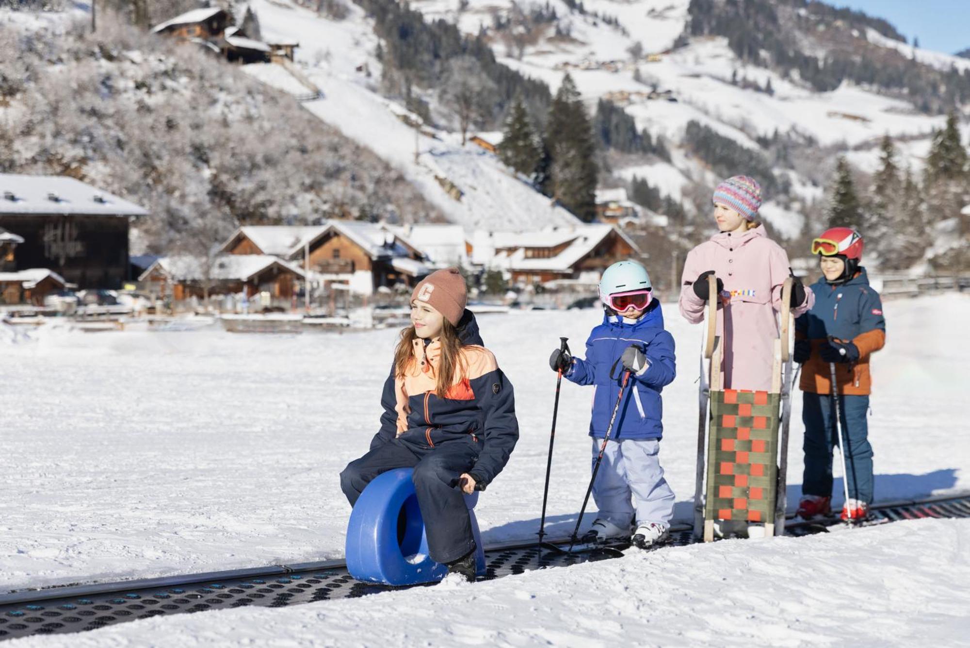 Feriendorf Holzlebn グロースアルル エクステリア 写真